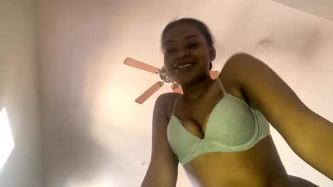 sluttyduchess1 online show from February 28, 5:34 pm