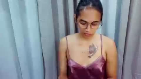 sluttyyesha online show from July 15, 11:48 am