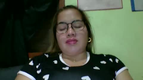 Lovewella online show from March 28, 2:49 pm