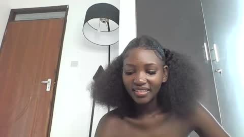 smileykesh online show from February 2, 5:28 am