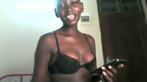 smileykesh online show from November 18, 6:03 am