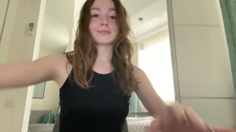 smiling_riddle online show from April 8, 8:05 am