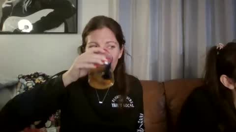 WaterbongBarbie online show from January 4, 2:56 am