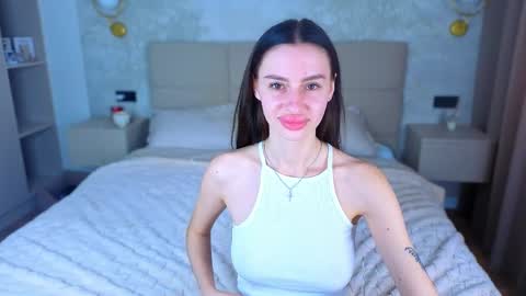 snow_whiteeex online show from June 7, 4:41 am
