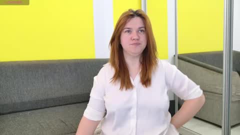 snowflakec online show from February 9, 7:52 pm