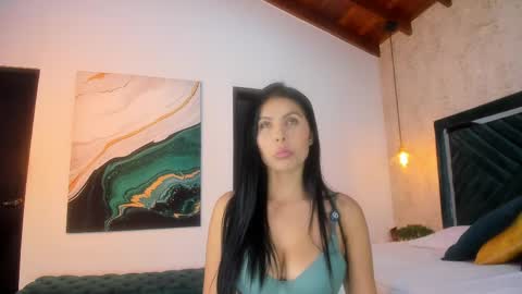 Sofi online show from April 11, 2:54 pm