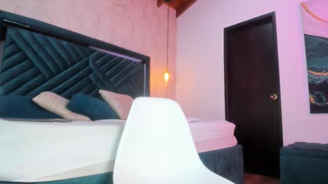 Sofi online show from March 6, 12:11 pm