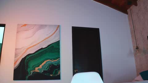 Sofi online show from April 13, 11:33 am