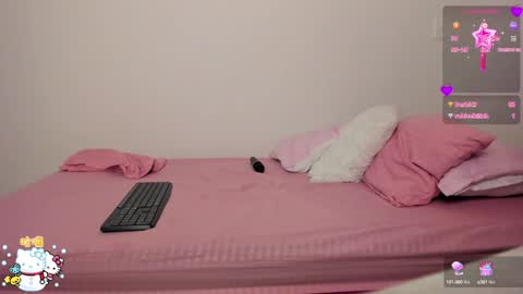 Snapshot of sofi_perezz chatting on December 7, 1:14 am sofi online show from December 7, 1:14 am