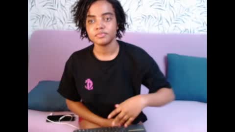 Sofi online show from December 23, 1:29 am