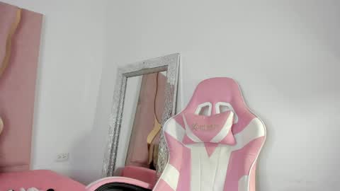 SOFIA online show from April 14, 9:59 pm