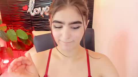 Snapshot of sofia44 chatting on September 10, 1:11 pm Skarlett online show from September 10, 1:11 pm