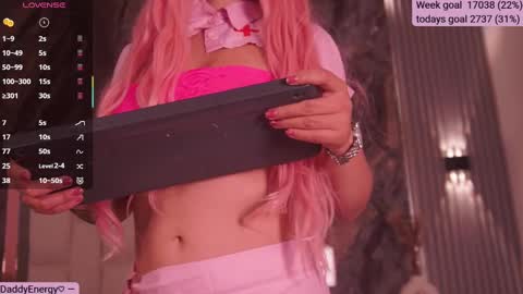 Snapshot of sofia_dream7 chatting on February 26, 11:43 am Sofi online show from February 26, 11:43 am