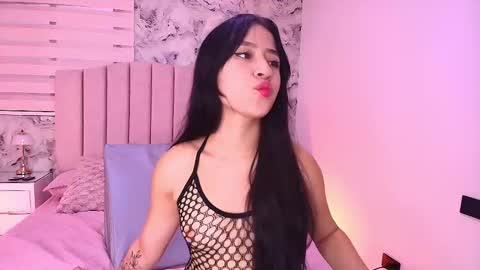 sofia gomes online show from February 2, 11:53 am