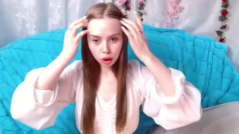 Sofia here online show from March 5, 9:27 am