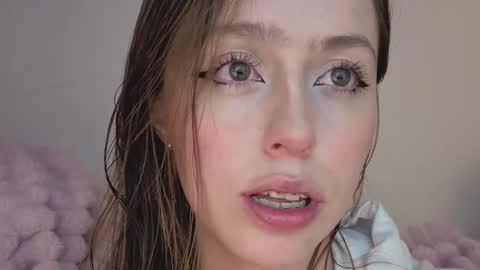     online show from October 22, 3:55 am