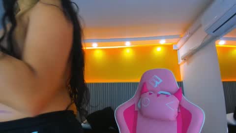 Snapshot of sofiacortez chatting on January 8, 11:43 am Sofia online show from January 8, 11:43 am