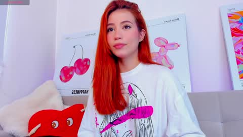 Snapshot of sofiaferrerx chatting on January 19, 5:28 pm  SOFA FERRER  online show from January 19, 5:28 pm