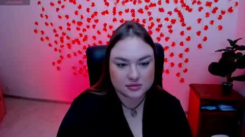 sofiawetsweet online show from February 5, 4:43 pm