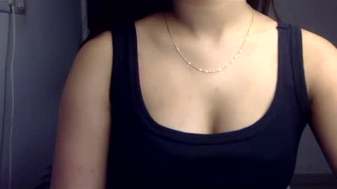 Snapshot of sofie_diva chatting on January 21, 7:17 pm divya online show from January 21, 7:17 pm