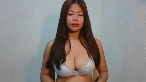 sofie_loorexx online show from February 3, 4:32 am
