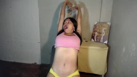 sofie_loorexx online show from September 15, 3:04 am