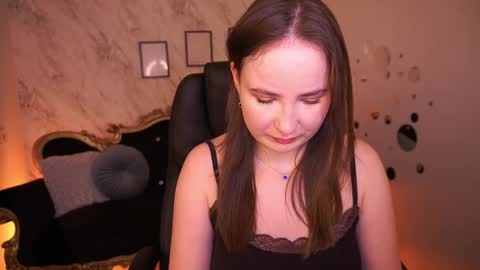 Sofie online show from April 9, 4:45 pm