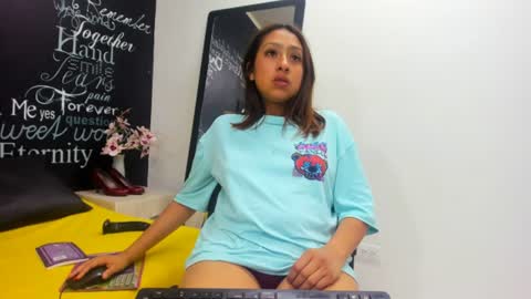 sofiia_cutte_ online show from June 20, 7:39 pm