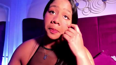 sofiifox online show from March 3, 9:21 pm