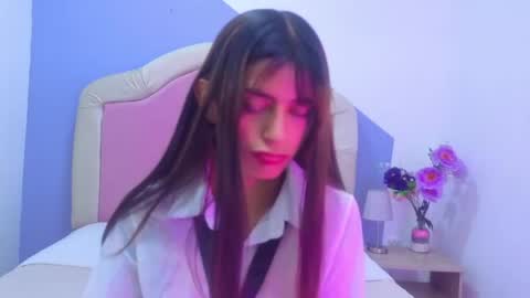 sofy_durand online show from April 15, 12:17 pm