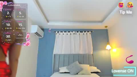 Laura online show from February 22, 1:34 pm