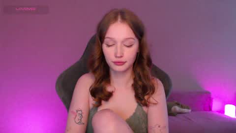 Jennifer Jenny Jen online show from April 21, 10:22 am