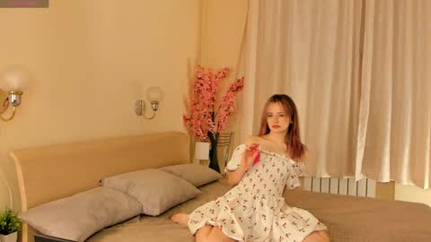 Nana online show from April 3, 9:13 pm