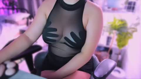 Gaby Solis online show from July 5, 7:30 pm
