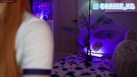 Sonnie online show from September 18, 12:58 pm