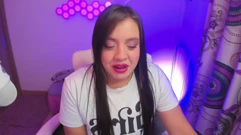 Snapshot of sophia_grants chatting on February 8, 9:46 am sophia_grants online show from February 8, 9:46 am