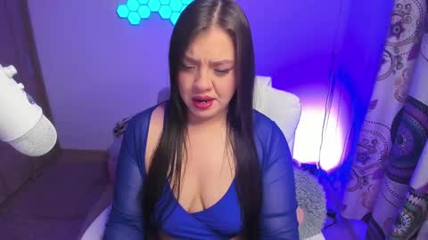 Snapshot of sophia_grants chatting on January 15, 1:12 am sophia_grants online show from January 15, 1:12 am