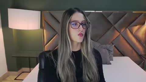 Sofia online show from October 25, 2:46 pm