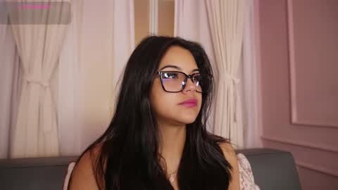 Sofi online show from November 14, 11:10 am