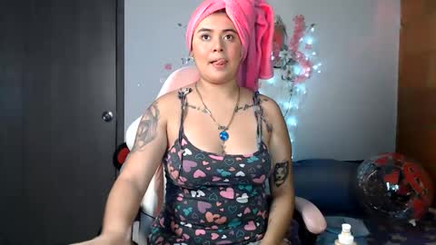 sophia online show from February 17, 1:05 am