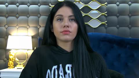 sophie__hill online show from September 14, 4:32 am