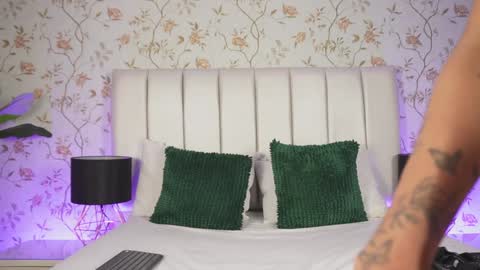 Snapshot of sophie_deargb chatting on January 25, 8:21 pm Sofia santodomingo online show from January 25, 8:21 pm