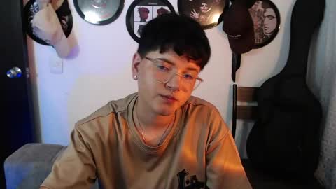 Sophie online show from April 13, 2:57 am