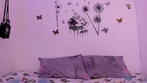 Sophie online show from March 7, 3:41 pm