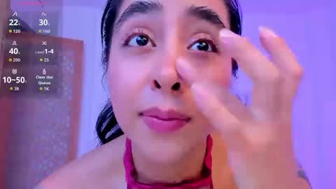 Snapshot of sophierooy chatting on September 8, 6:29 pm sophierooy online show from September 8, 6:29 pm