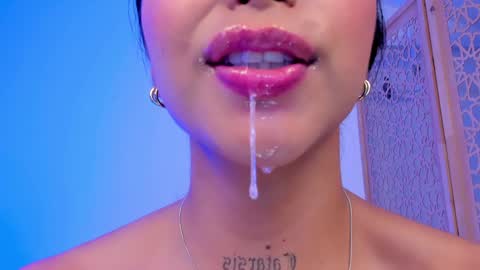 Snapshot of sophierooy chatting on January 27, 9:00 pm sophierooy online show from January 27, 9:00 pm