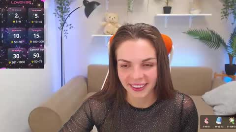 sophiiastarr online show from October 12, 6:32 pm