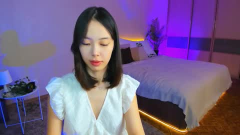 soulharmoonyy online show from October 7, 1:26 pm