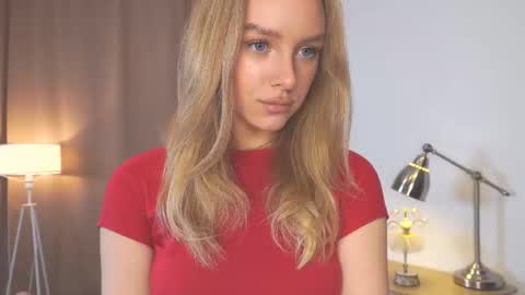 Anna online show from February 14, 2:08 pm