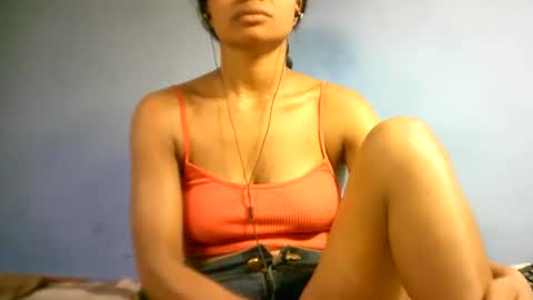 sourayaa online show from April 16, 8:08 pm